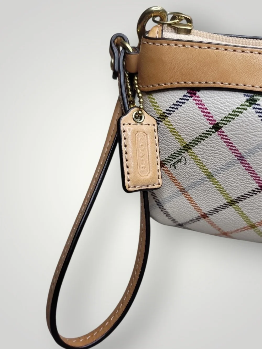 COACH Peyton Tattersall Plaid Wristlet Chalk Multi Gold Leather Trim Like New - Picture 2 of 7